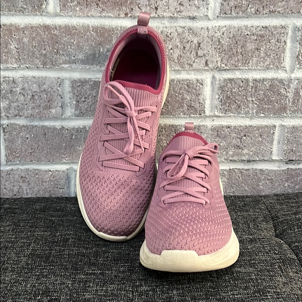 SKECHERS GO Run Max